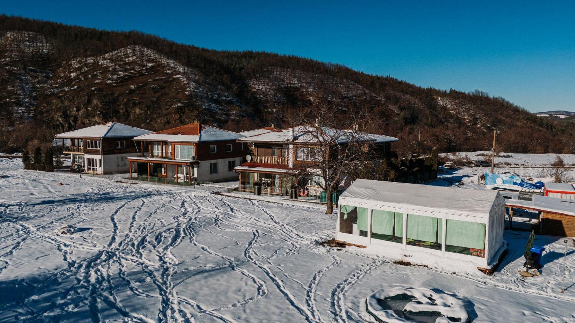 Апартамент Бела / Apartment Bela Raduil Exterior foto